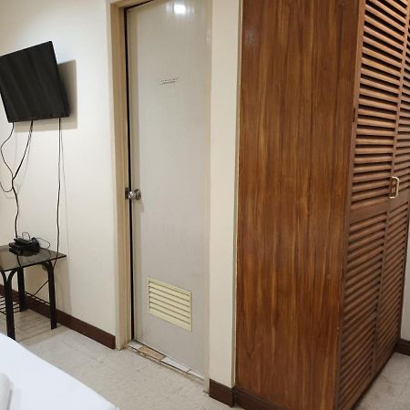 Mactan Pension House Lapu-Lapu City Bagian luar foto