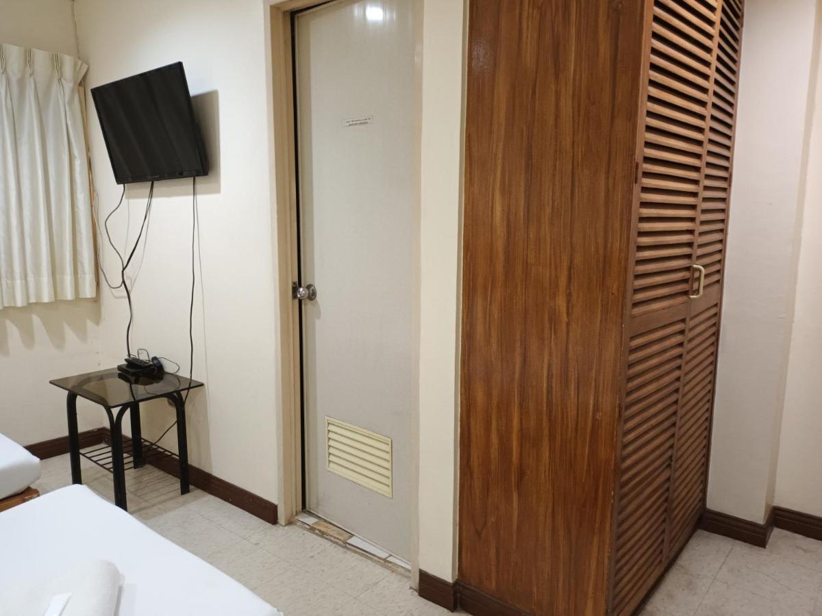 Mactan Pension House Lapu-Lapu City Bagian luar foto