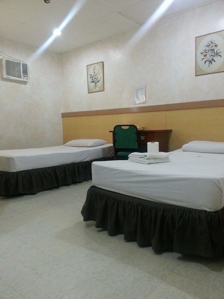 Mactan Pension House Lapu-Lapu City Bagian luar foto